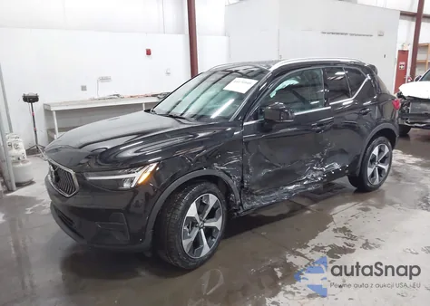2025 Volvo Xc40 B5 Core Bright Theme z USA, uszkodzony, nr VIN YV4L12UJ5S2596610